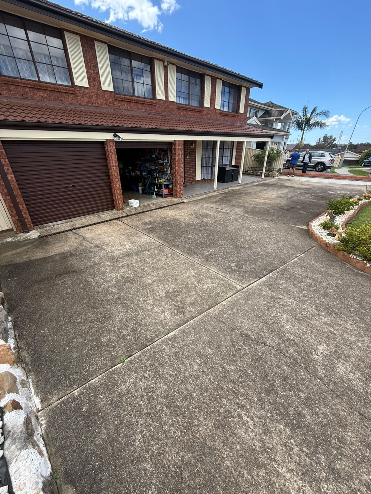 Residential Driveway — before cleaning